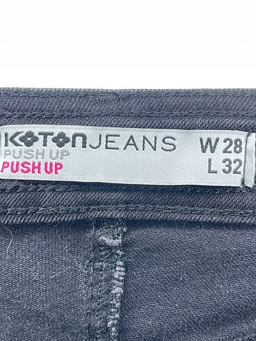 28 Beden siyah Renk Koton Jean / Kot %70 İndirimli.