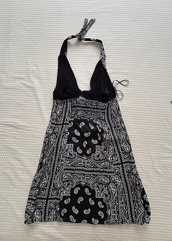 xs Beden Bershka Siyah Bağlamalı Elbise