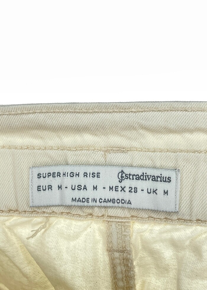 Stradivarius Mini Şort %70 İndirimli. - Görsel 4