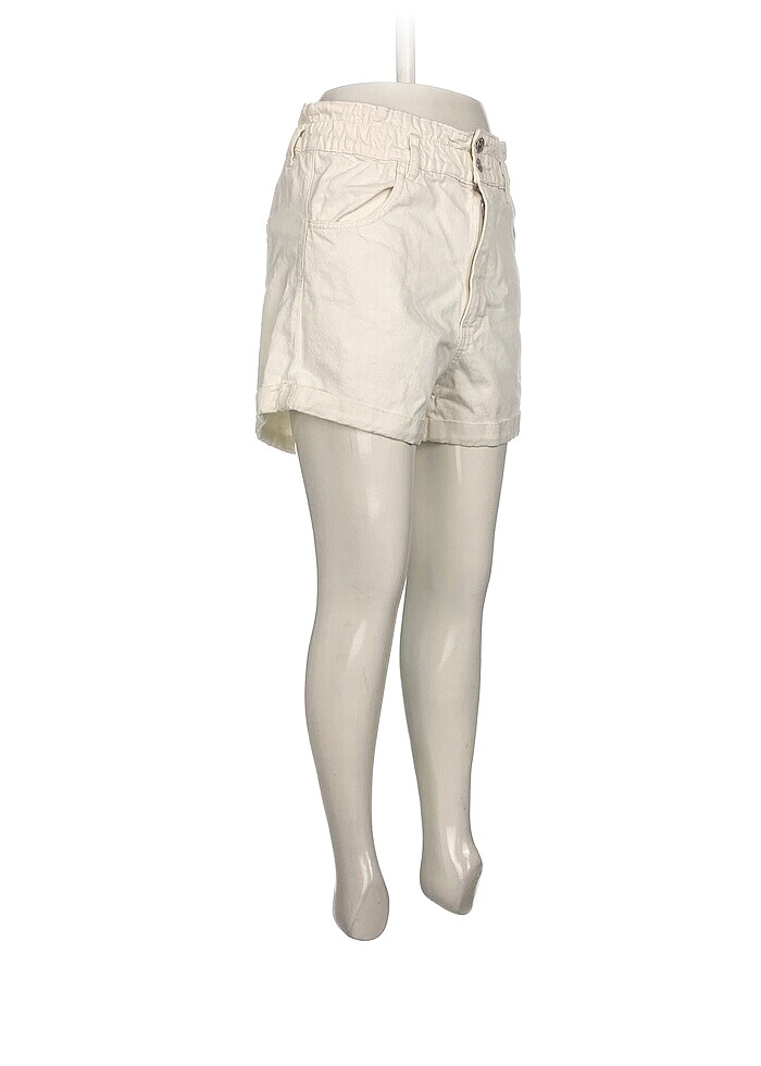 Stradivarius Mini Şort %70 İndirimli. - Görsel 2