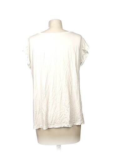 xl Beden On Fashion T-shirt %70 İndirimli.