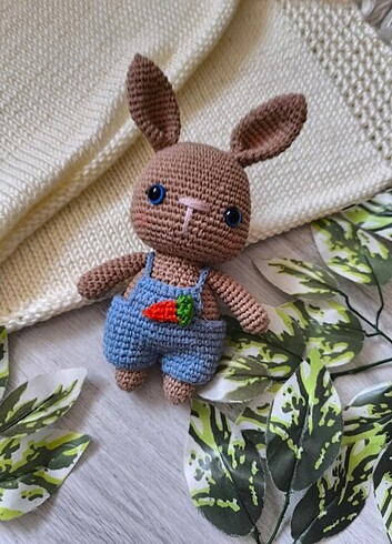  Amigurumi tavşan