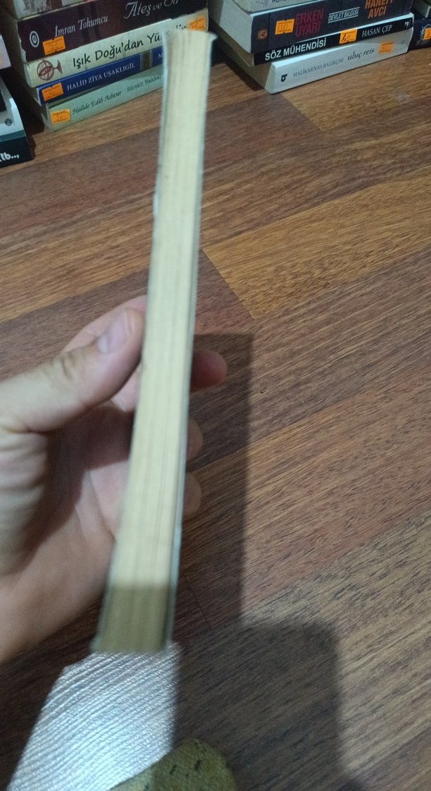 Gözleri İntihar Mavi - Yusuf Hayaloğlu - Görsel 3