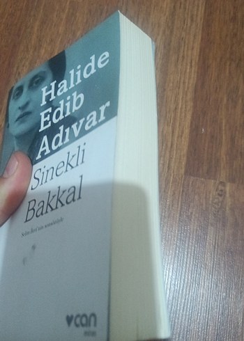 Beden Sinekli Bakkal - Halide Edib Adıvar