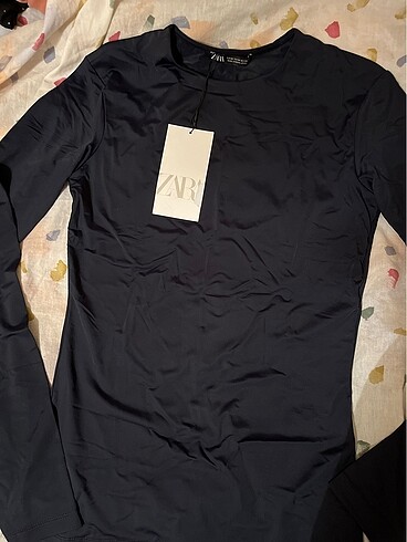 zara uzun kollu poliamid tshirt