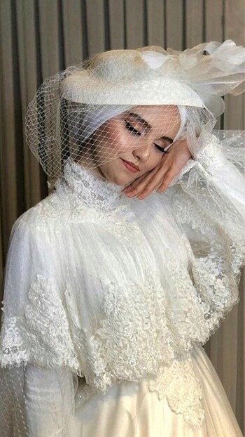 Vintage model fransız güpürlü özel tasarım şapkalı gelinlik - Görsel 3