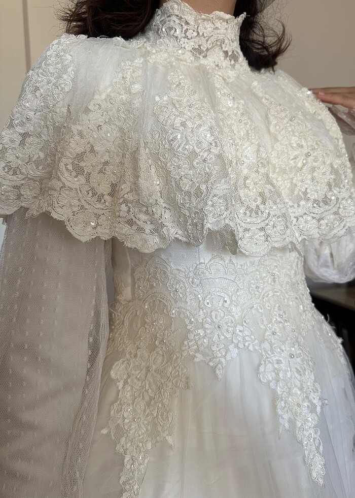 Vintage model fransız güpürlü özel tasarım şapkalı gelinlik - Görsel 4