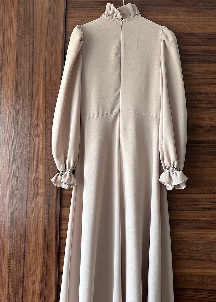 Armine sade bej renk asil tertemiz abiye elbise - Görsel 3