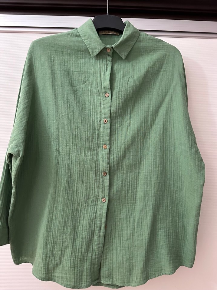 Yeşil müslin kumaş Düğmeli Kadın Gömlek - Görsel 2