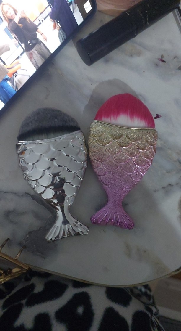 Renkli Balık Kuyruğu Makyaj Fırçaları - Görsel 2