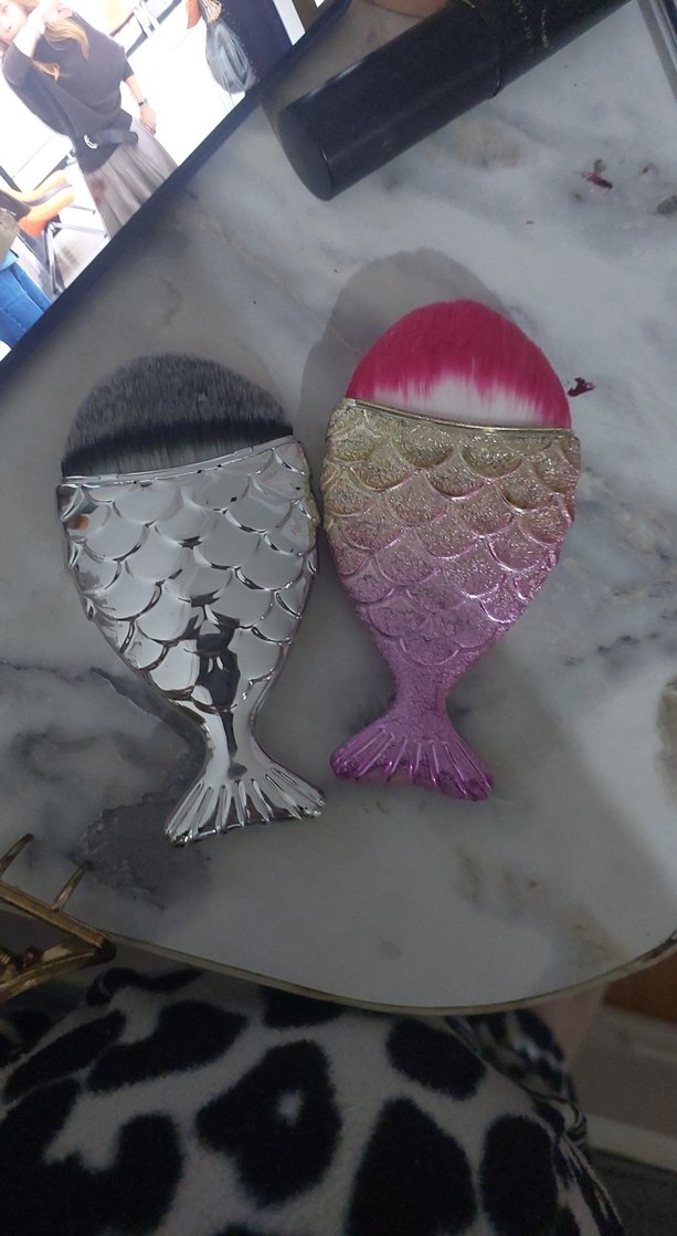 Renkli Balık Kuyruğu Makyaj Fırçaları - Görsel 4