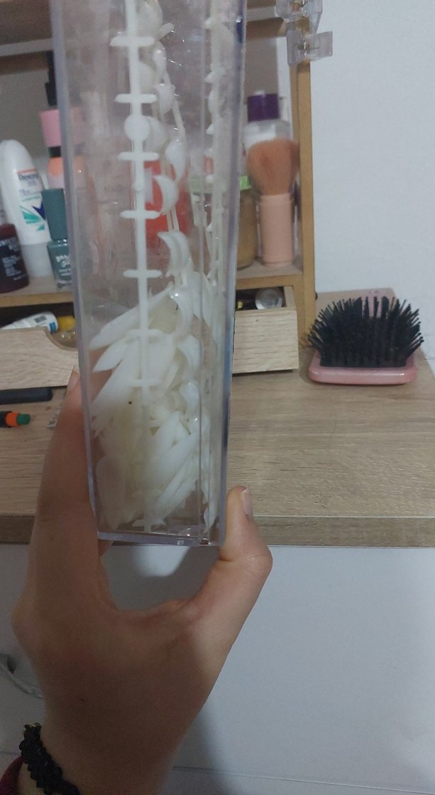 Mavi ve Siyah Desenli Beyaz Tırnak Süsleri - Görsel 4