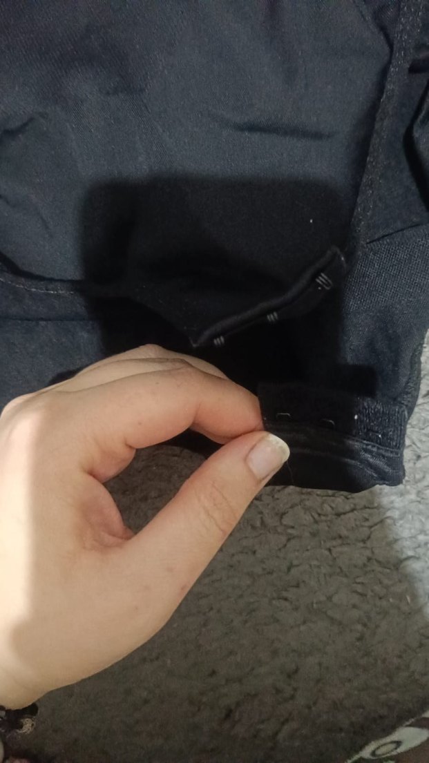 Siyah V Yakalı Kolsuz Kadın Tulum - Görsel 4