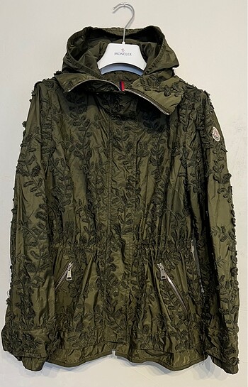Moncler marka mont