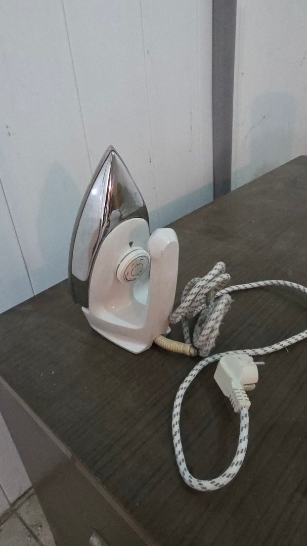 Clatronic LA2171 1200W Beyaz Gri Ütü - Görsel 4