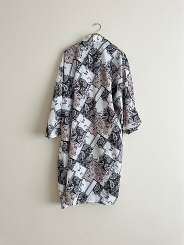 Zara Abaya