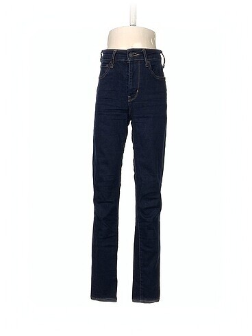 Levis Skinny %70 İndirimli.