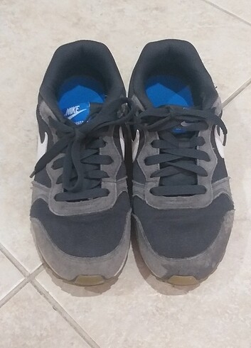 37,5 Beden Nike ayakkabi