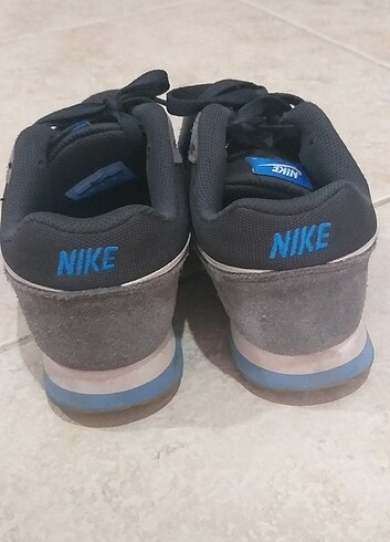 37,5 Beden gri Renk Nike ayakkabi