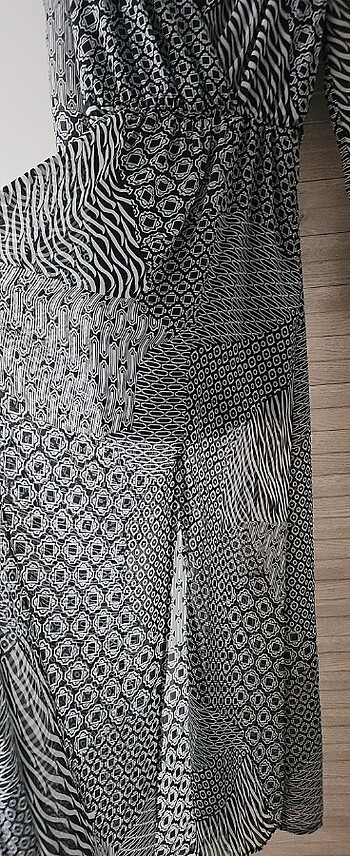 Batik Desenli tül elbise