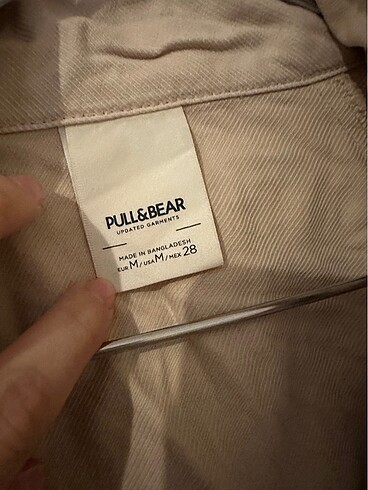 m Beden Pull & bear kaban