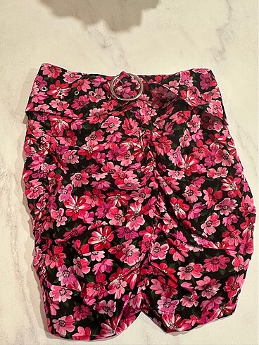 Bershka mini etek