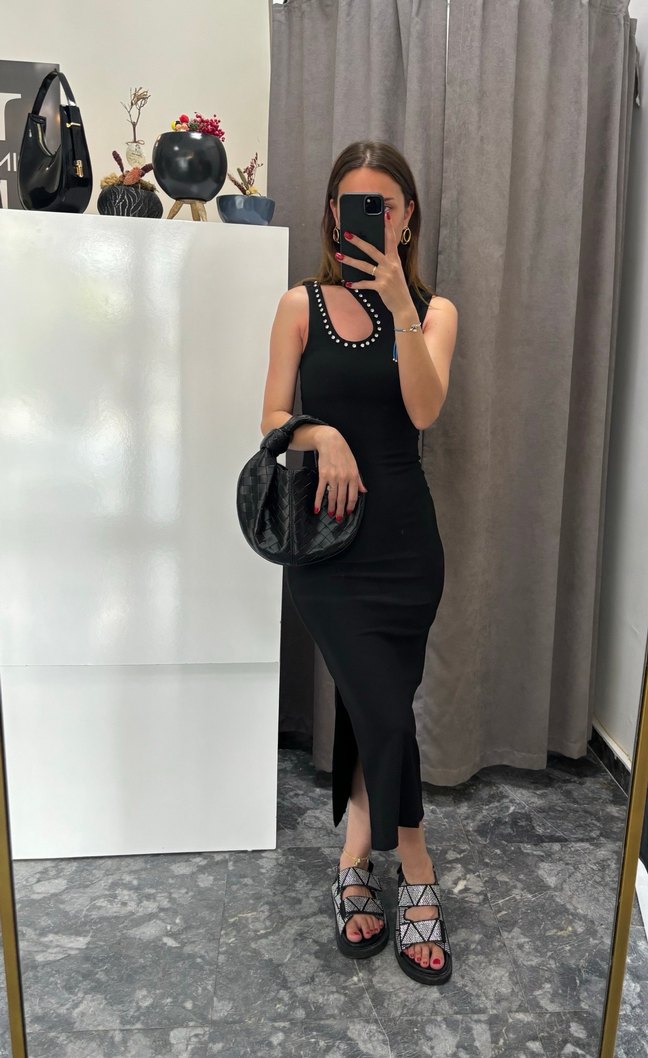 Siyah V Yaka Kemerli Uzun Deri Elbise - Görsel 3