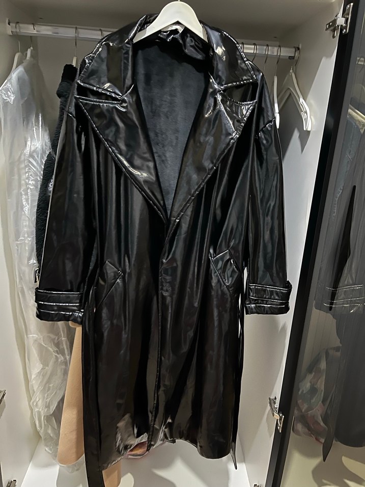 Parlak Siyah Deri Kadın Ceket - Görsel 2