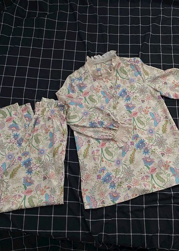 Çiçek Desenli Bohem Kadın Pijama Takımı