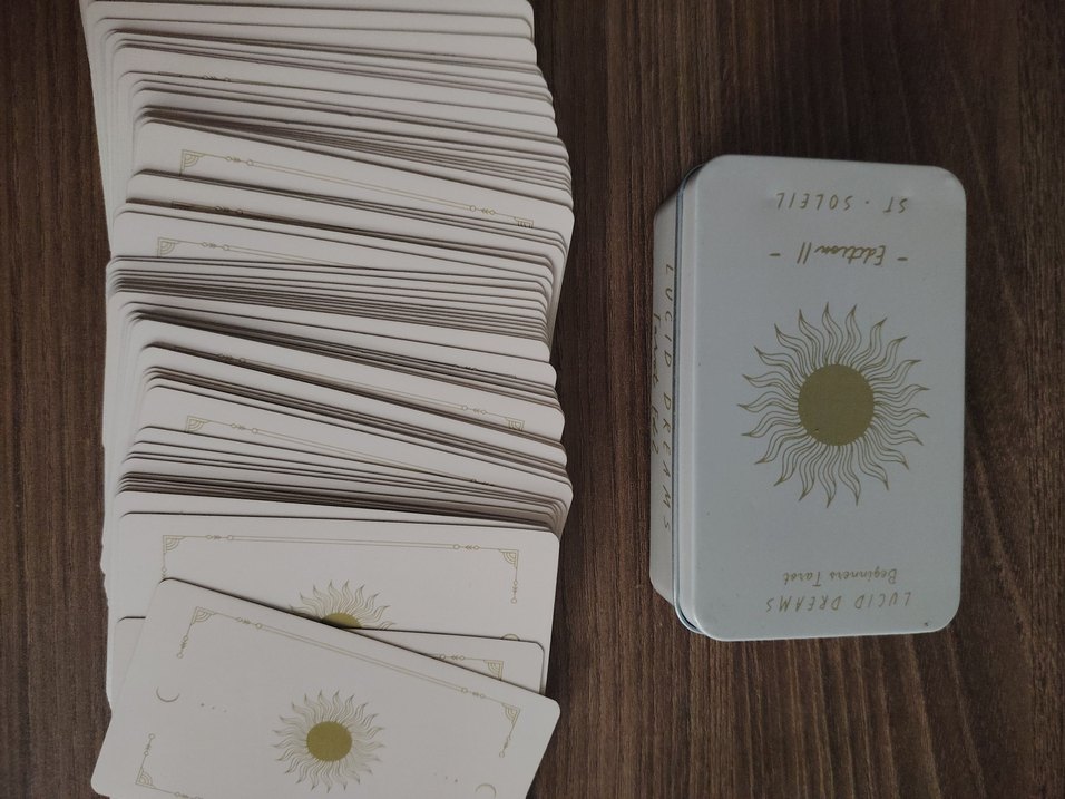 Lucid Dreams Tarot Kartları Metal Kutuda - Görsel 2