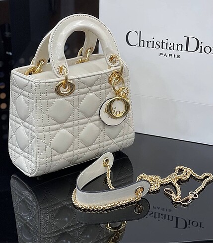 Dior Lady Small AA Quality Serial Number Kadın Çantası