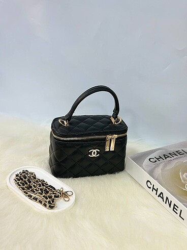Chanel Make Up Kadin Cantasi