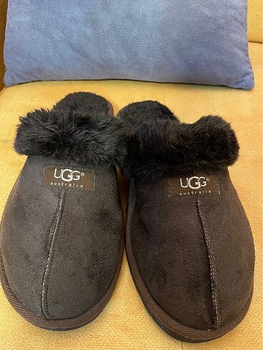 Fırsat-Sıfır original UGG Australia Unisex Terlik- Takas olur ??