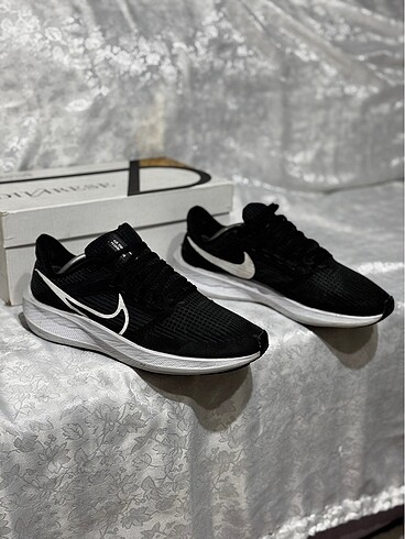 Nike NİKEE