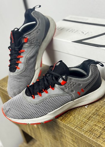 Under Armour Gri Erkek Spor Ayakkabı - Görsel 2