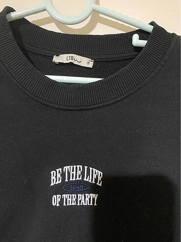 Siyah sweatshirt