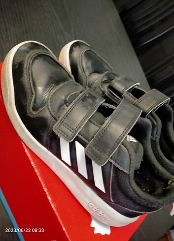 Adidas erkek çocuk spor ayakkabı 34 numara orjinal