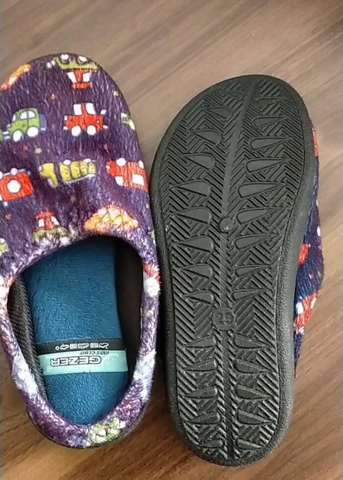 29 numara erkek çocuk terliği  - Görsel 2