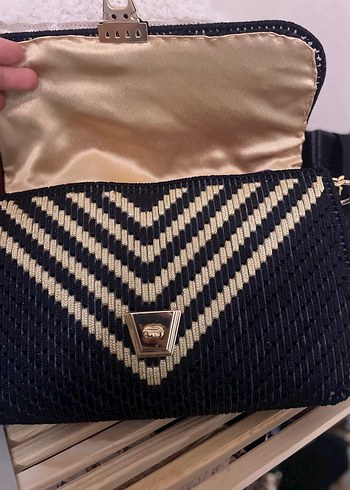 Zara Siyah Zebra Desenli Tokalı Kadın Çanta
