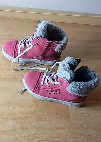 Pembe Bağcıklı Kız Botları - Görsel 3