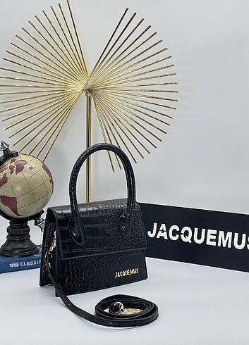 Jacquemus JACQUEMUS MEDİUM SIZE????????? SİZE?? 17/15 CM