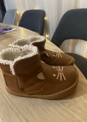 Kız Çocuk Kahverengi Kürklü Deri Bot (sıfır fiyatı 2700 ) - Görsel 2