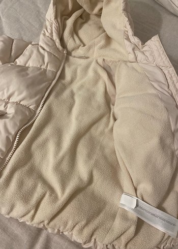 Kapüşonlu krem renk Kız Çocuk Montu - Görsel 2