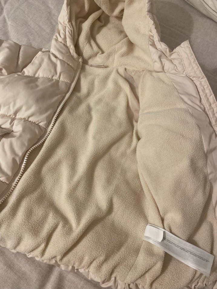 Kapüşonlu krem renk Kız Çocuk Montu - Görsel 2