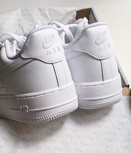 40 Beden beyaz Renk Sıfır Orijinal Nike Airforce