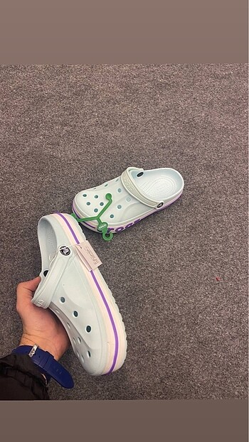 37 Beden beyaz Renk Sıfır Orijinal Crocs Terlik