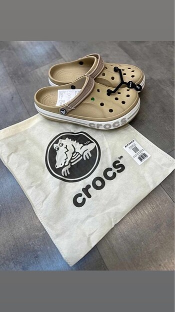 37 Beden camel Renk Sıfır Orijinal Crocs Terlik