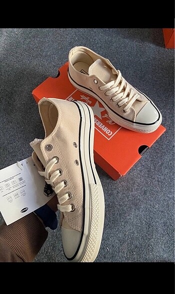 39 Beden ten rengi Renk Sıfır Orijinal Converse