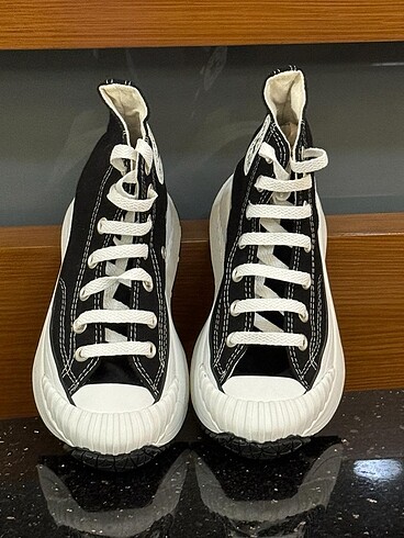 39 Beden Sıfır İthal Converse