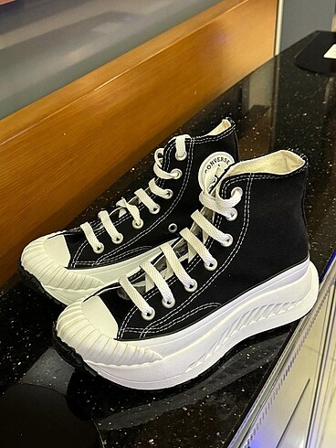 39 Beden siyah Renk Sıfır İthal Converse